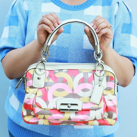 NWT Coach Chainlink LIMITED EDITION Sateen Two Way Satchel Bag $428+ - Picture 1 of 10